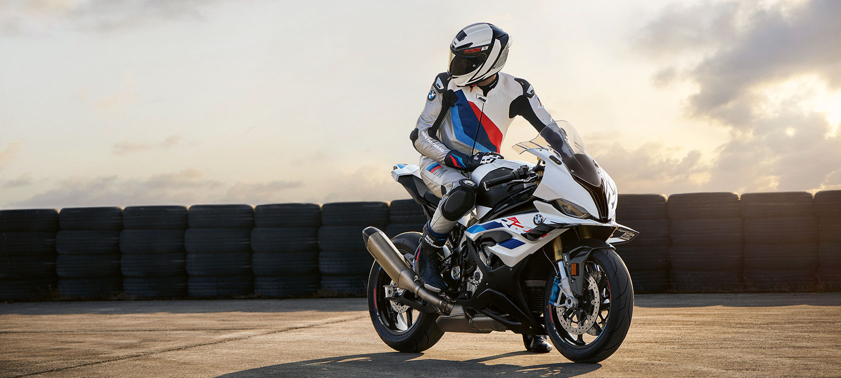 موتور سیکلت ب‌ام‌و S 1000 RR مدل 2023