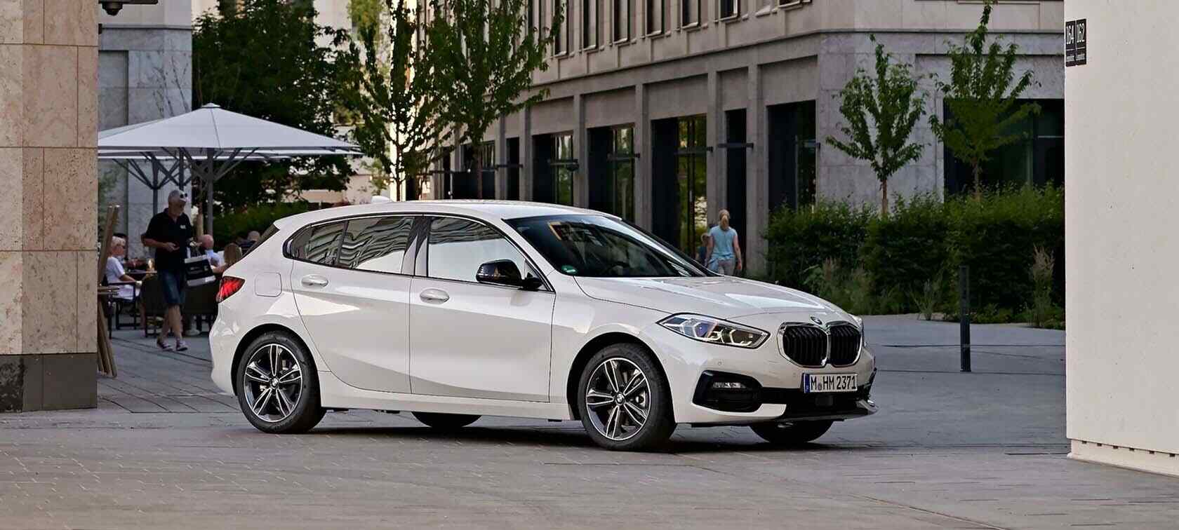 معرفی ویژگی‌ها و قابلیت‌های ب ام و 116i مدل 2024